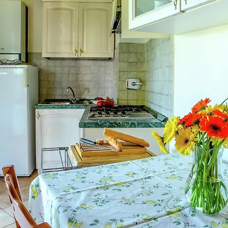 בית נופש Inviting In With Private Terrace *