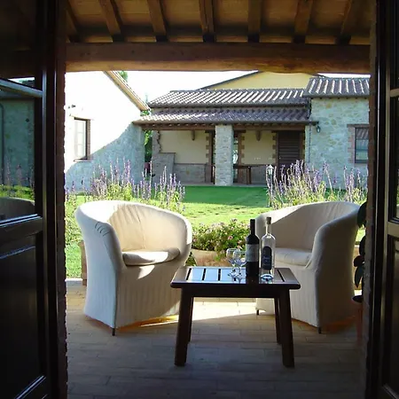 Inviting In With Private Terrace בית נופש